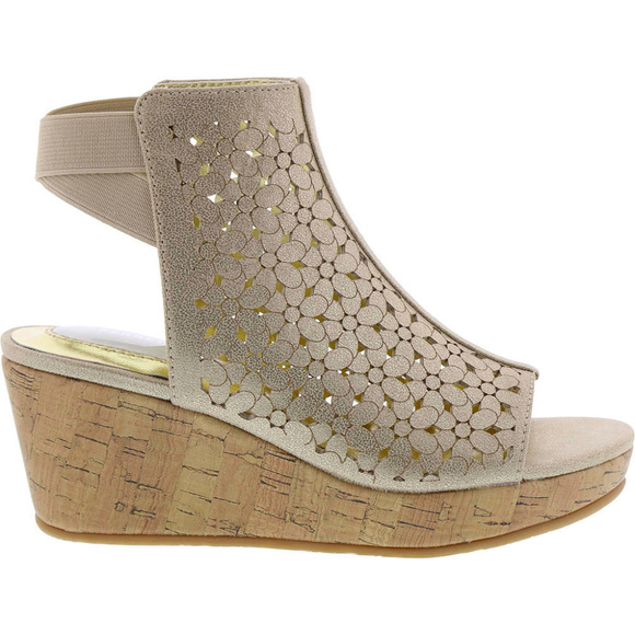 Kenneth Cole Kids Shoes - Assorted Sizes - Picture 2 of 4